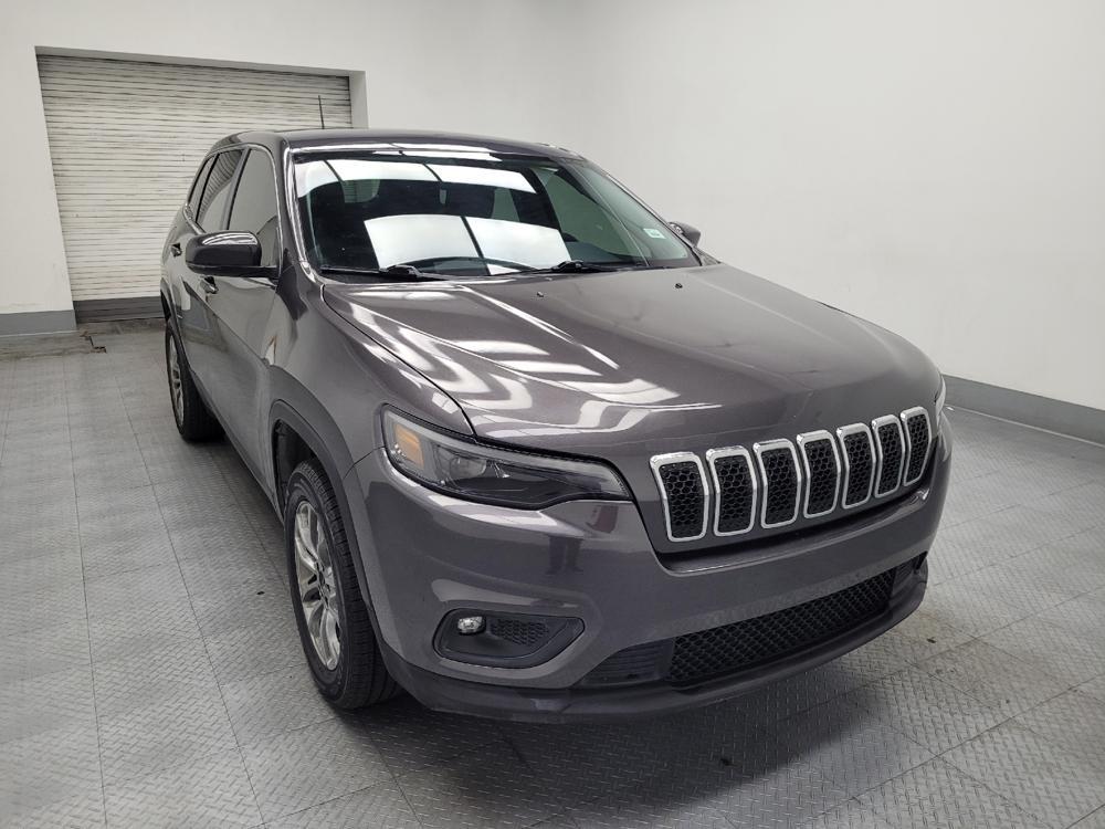 used 2019 Jeep Cherokee car, priced at $17,695