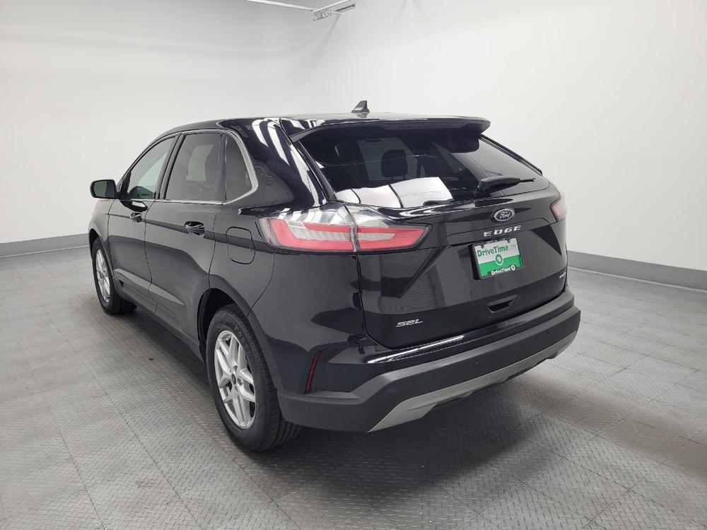 used 2024 Ford Edge car, priced at $25,595