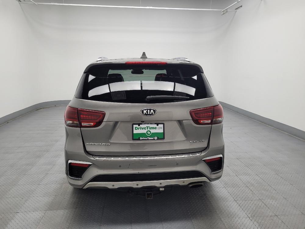 used 2019 Kia Sorento car, priced at $24,895
