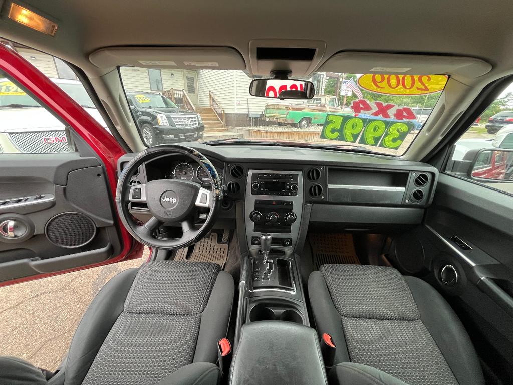 used 2009 Jeep Commander car, priced at $3,995