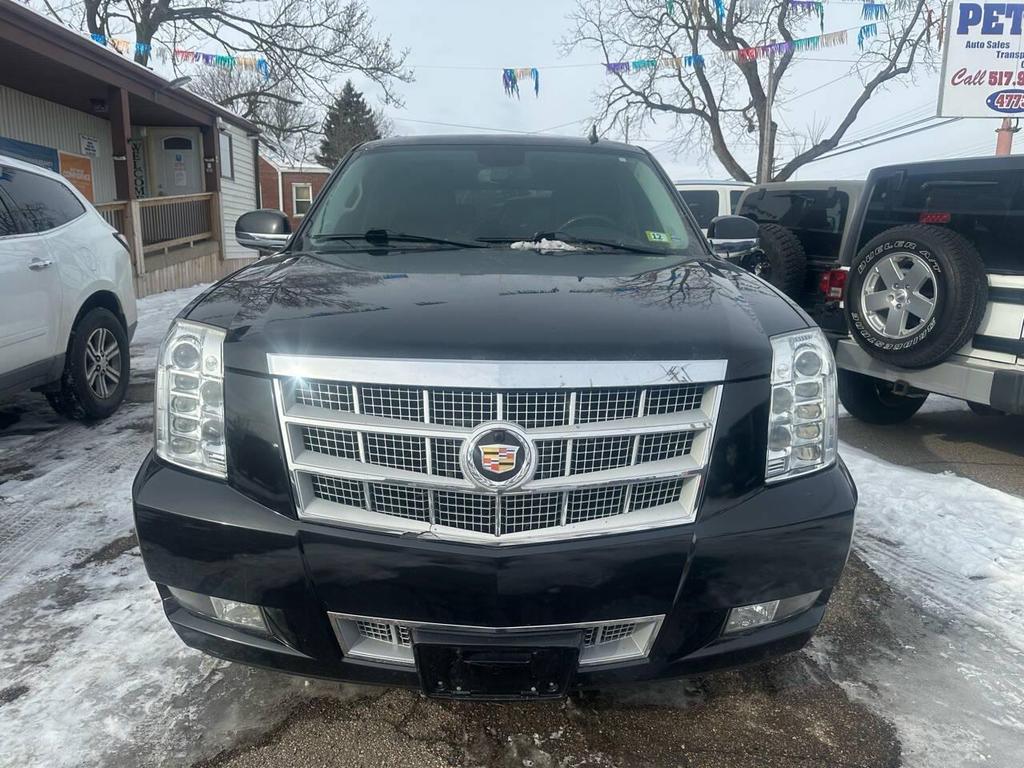 used 2013 Cadillac Escalade car, priced at $12,900