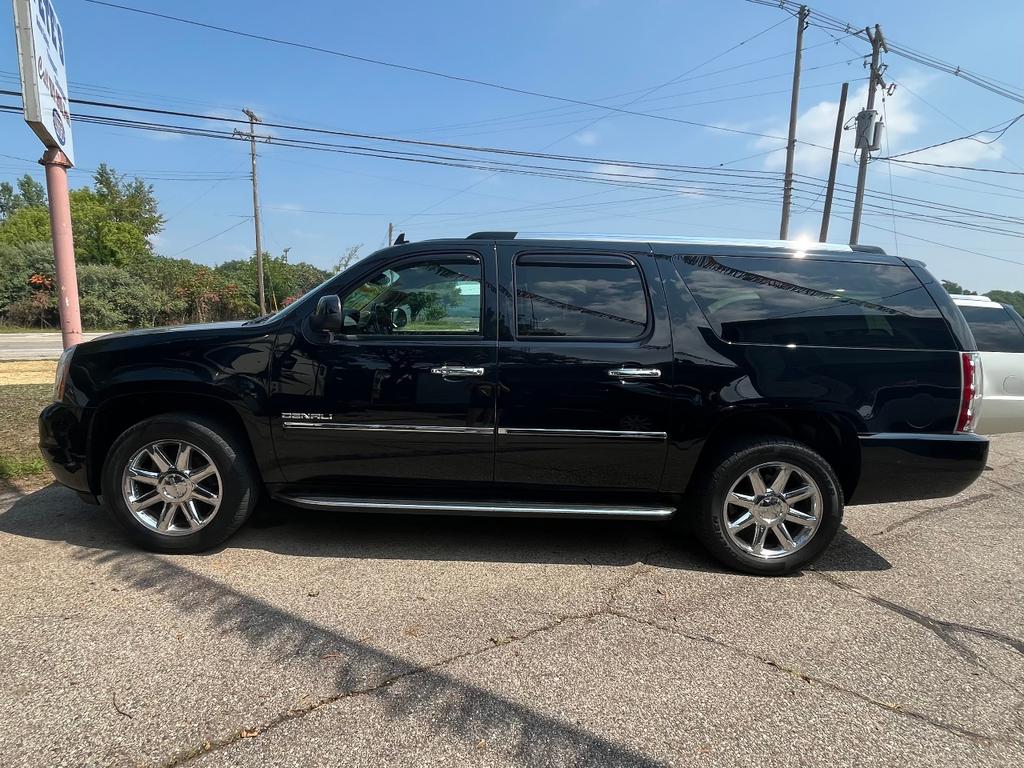 used 2014 GMC Yukon XL car, priced at $14,900