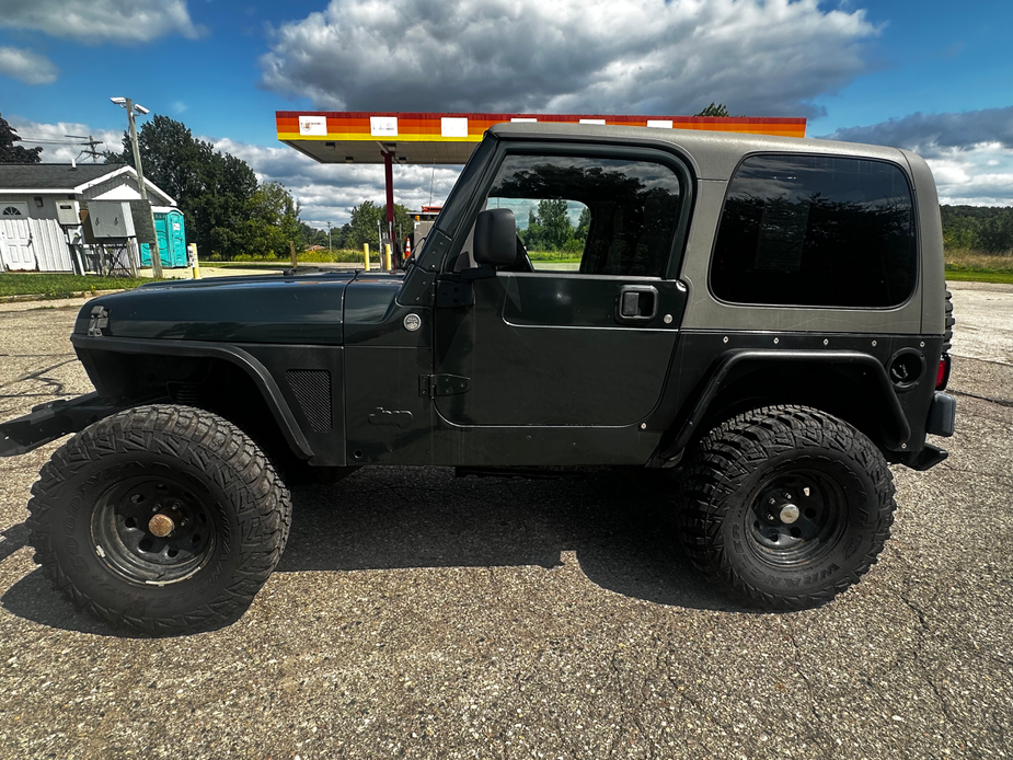 used 2005 Jeep Wrangler car, priced at $7,995