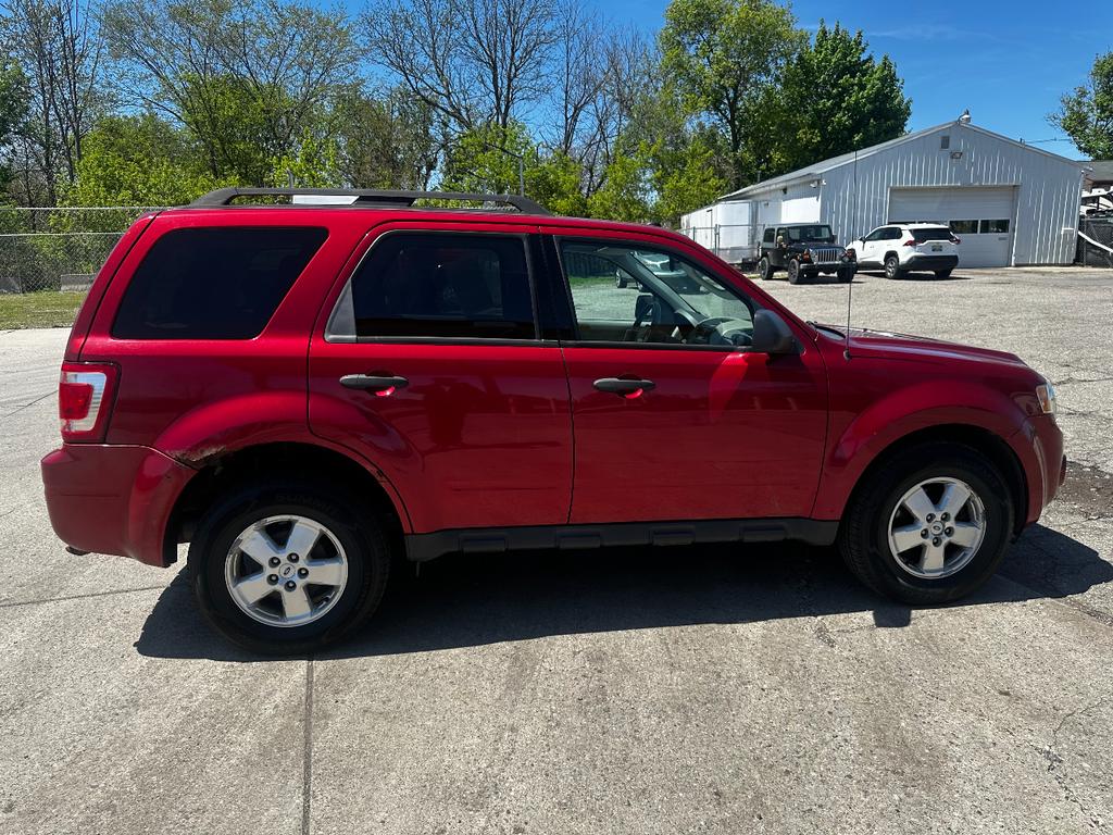 used 2009 Ford Escape car, priced at $2,995