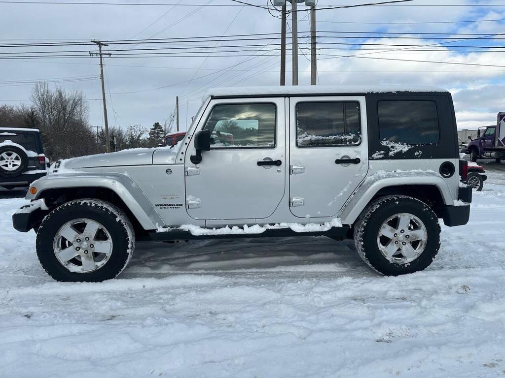 used 2009 Jeep Wrangler Unlimited car, priced at $8,995