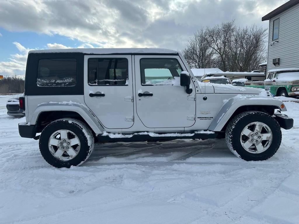 used 2009 Jeep Wrangler Unlimited car, priced at $8,995