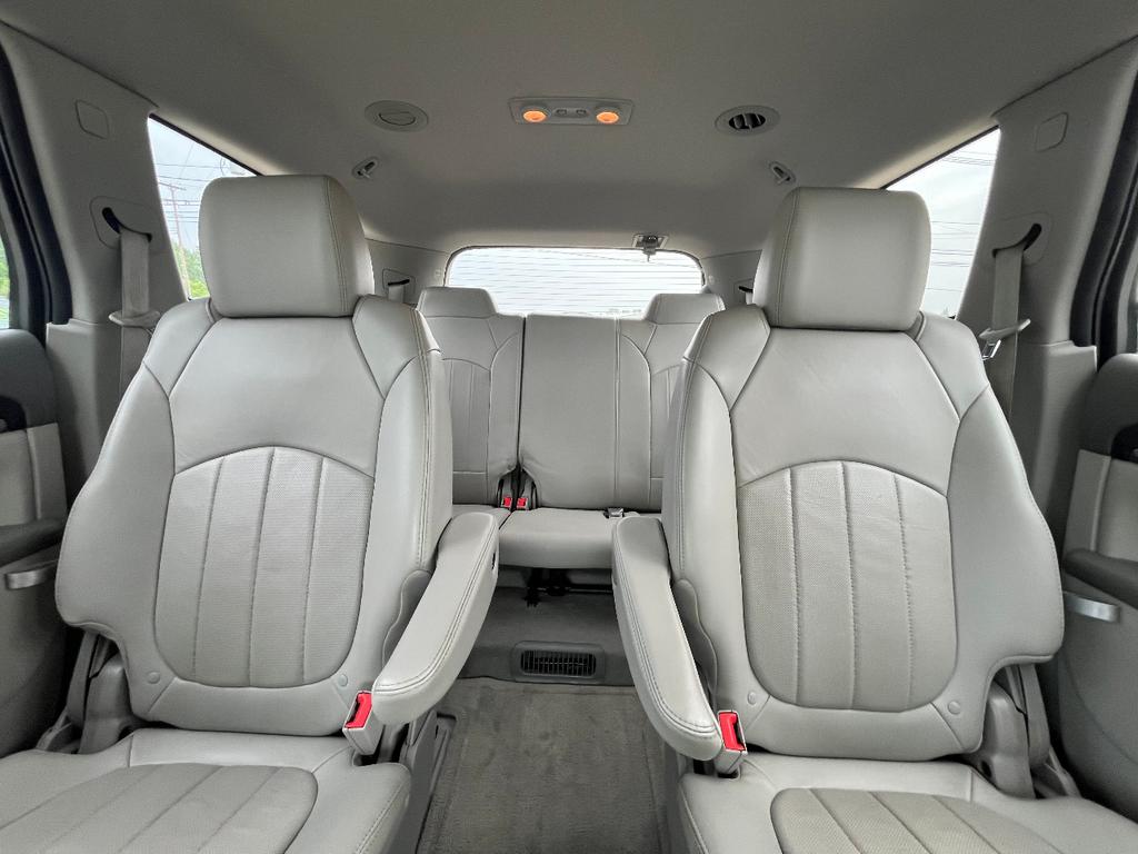 used 2015 Buick Enclave car, priced at $7,995