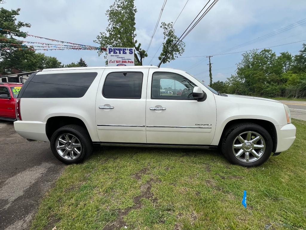 used 2011 GMC Yukon XL car, priced at $8,995