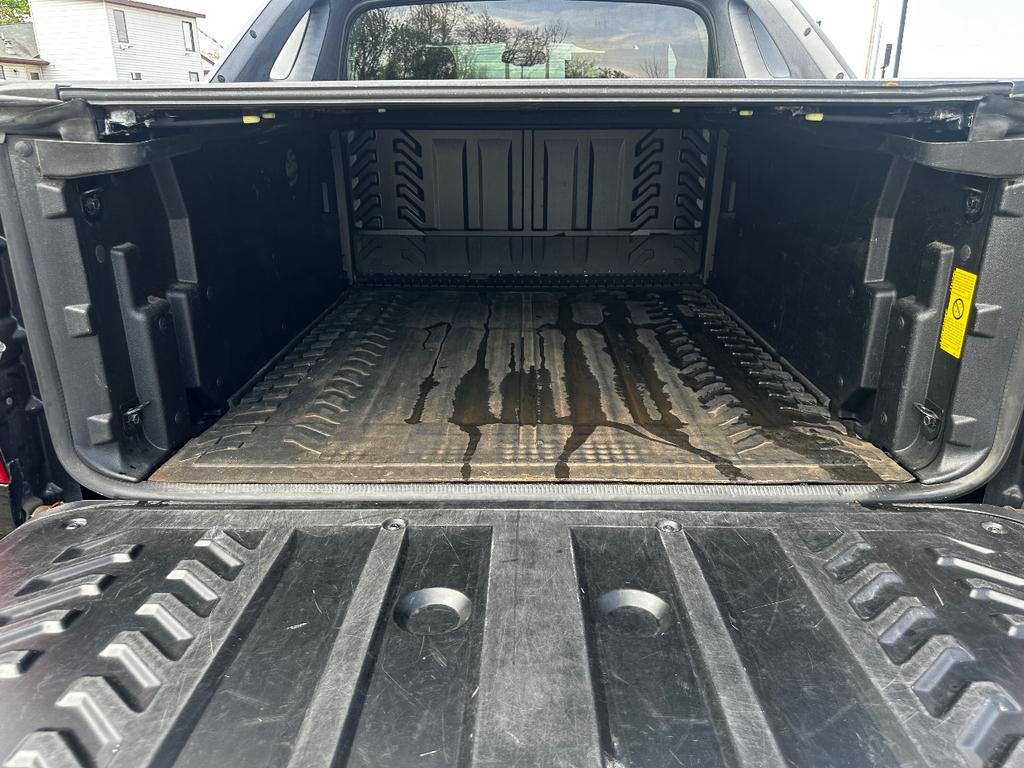 used 2010 Chevrolet Avalanche car, priced at $4,995