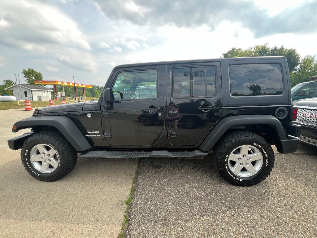 used 2016 Jeep Wrangler Unlimited car, priced at $10,900
