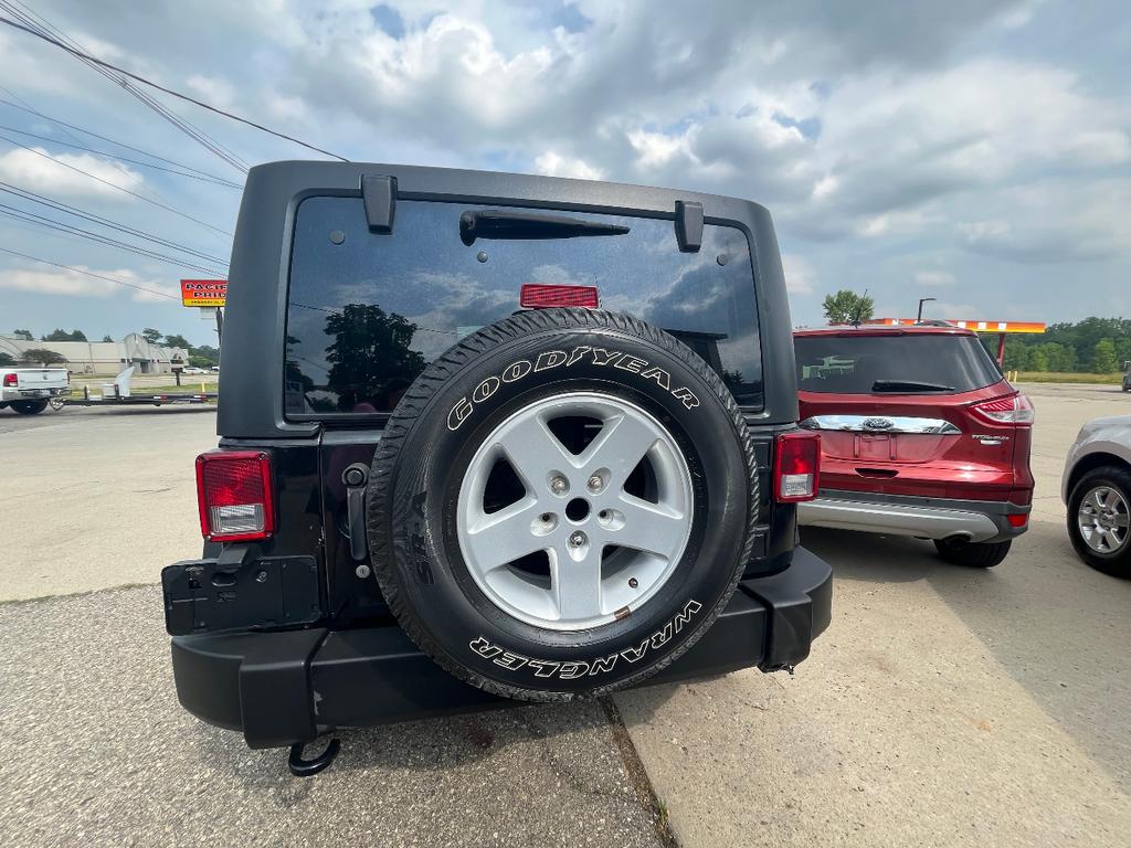 used 2016 Jeep Wrangler Unlimited car, priced at $10,900