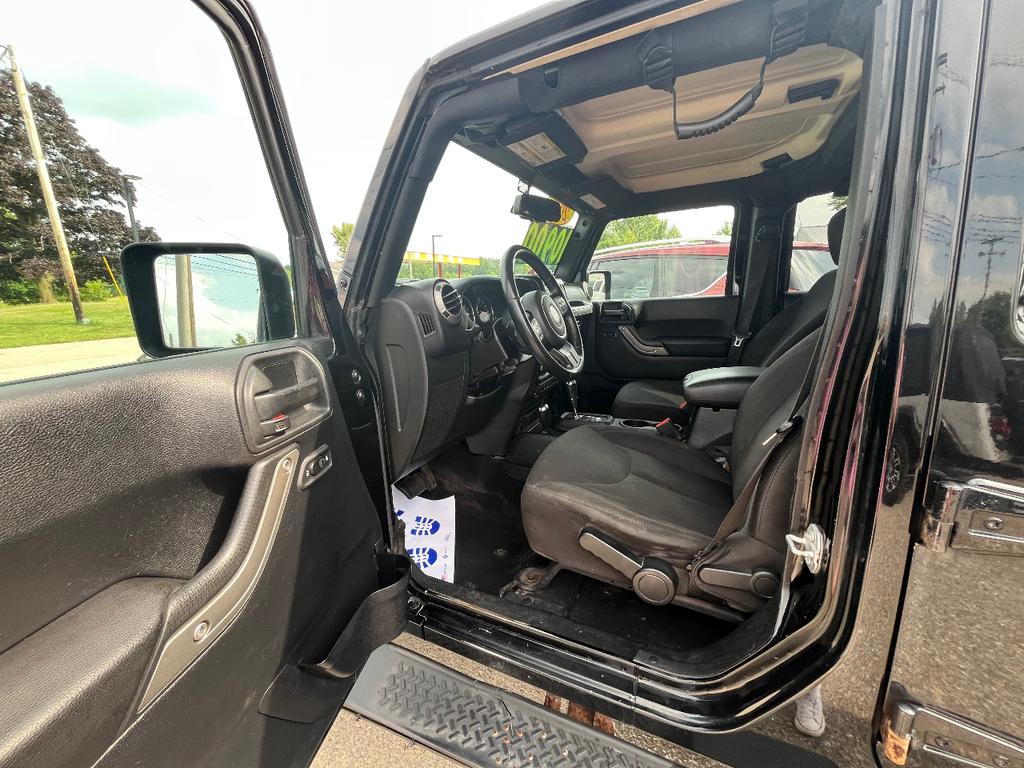 used 2016 Jeep Wrangler Unlimited car, priced at $10,900
