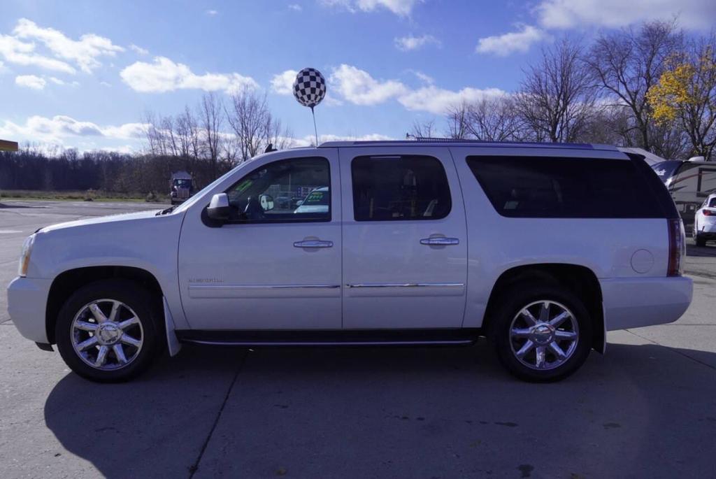 used 2014 GMC Yukon XL car, priced at $13,500