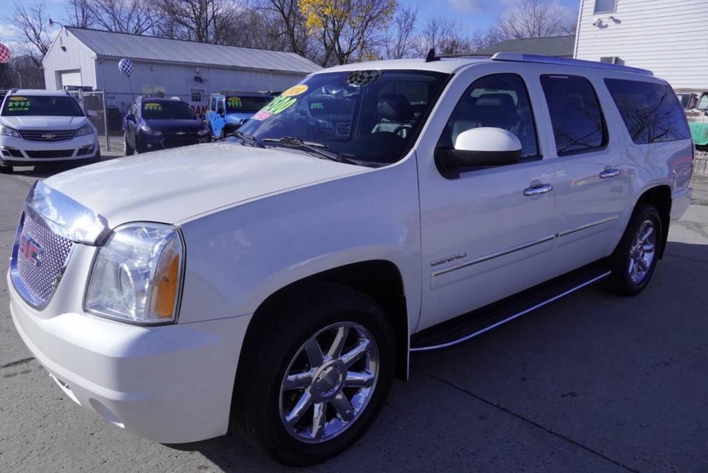 used 2014 GMC Yukon XL car, priced at $13,500