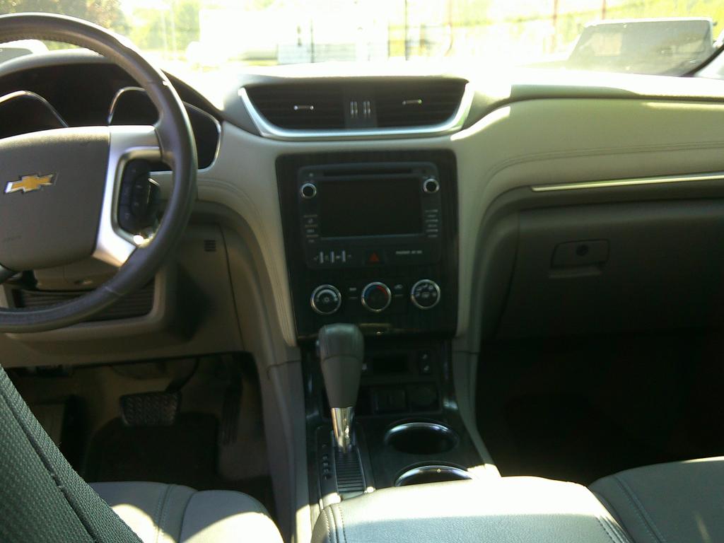 used 2015 Chevrolet Traverse car, priced at $6,995