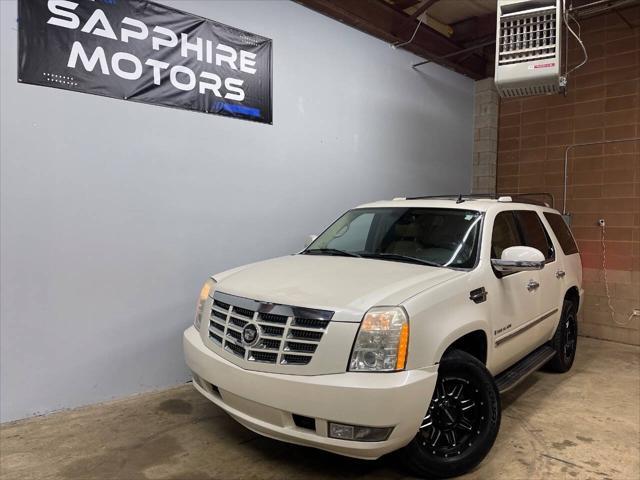 used 2007 Cadillac Escalade car, priced at $5,495