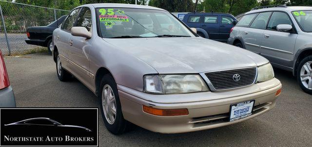 used 1995 Toyota Avalon car, priced at $3,995