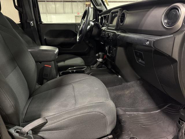 used 2022 Jeep Gladiator car, priced at $31,221