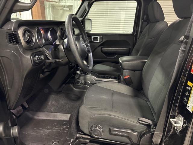 used 2022 Jeep Gladiator car, priced at $31,221