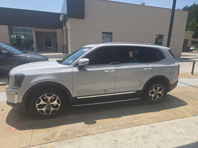 used 2022 Kia Telluride car, priced at $32,000