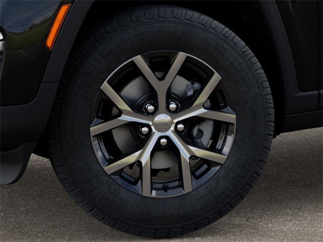 new 2025 Jeep Grand Cherokee car, priced at $37,257