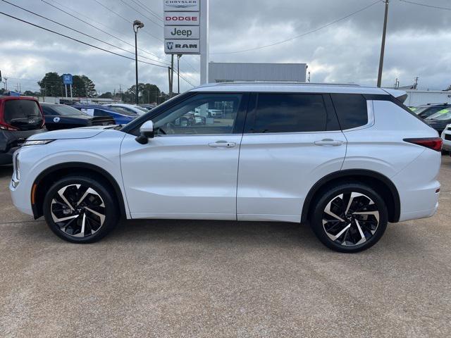 used 2023 Mitsubishi Outlander car, priced at $23,347
