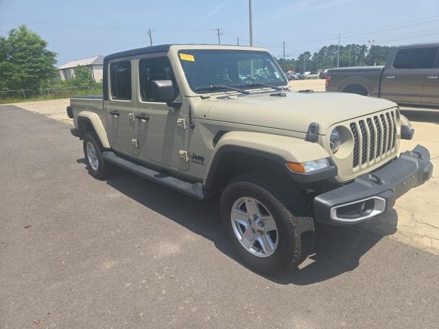 used 2020 Jeep Gladiator car, priced at $26,088
