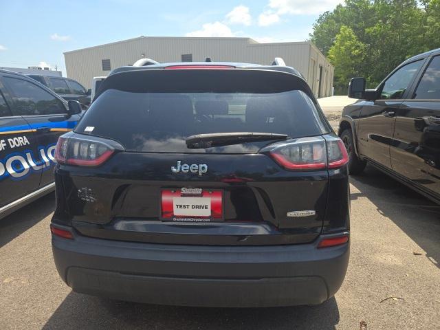 used 2019 Jeep Cherokee car, priced at $15,186