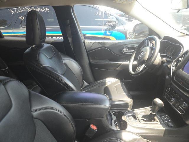 used 2019 Jeep Cherokee car, priced at $15,186