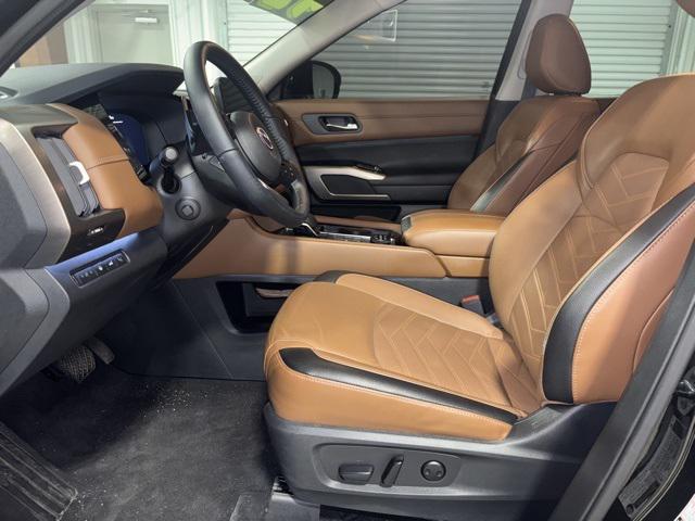 used 2023 Nissan Pathfinder car, priced at $35,429
