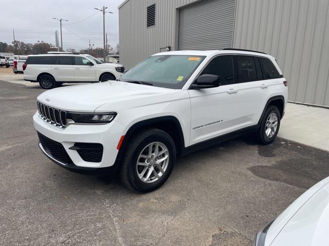 used 2025 Jeep Grand Cherokee car, priced at $32,714