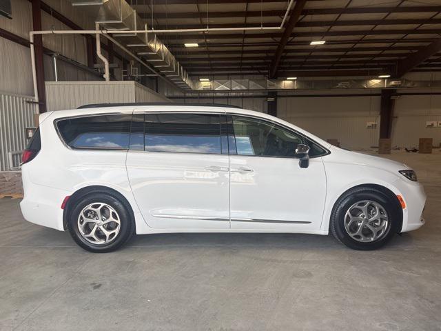 used 2023 Chrysler Pacifica car, priced at $37,035