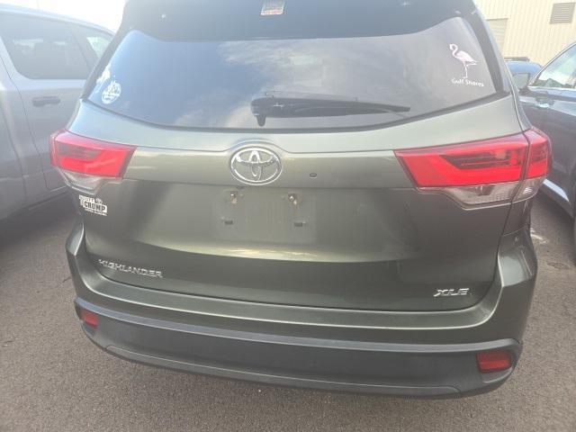 used 2019 Toyota Highlander car, priced at $24,505