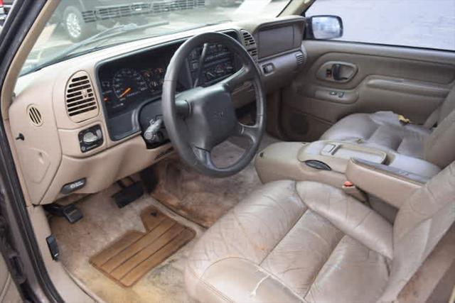 used 1998 GMC Yukon car, priced at $4,596