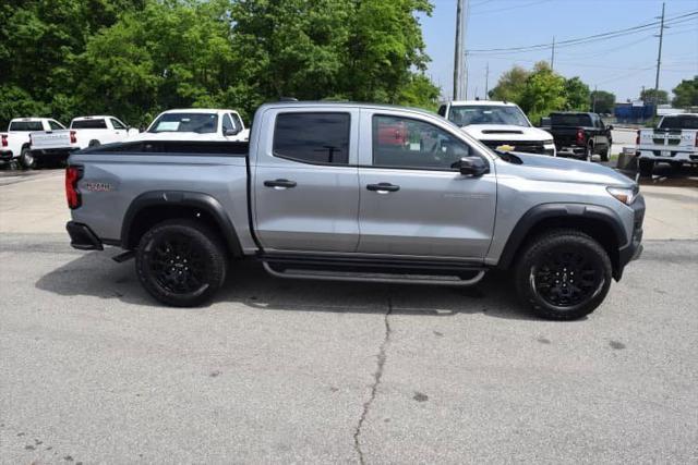 new 2025 Chevrolet Colorado car, priced at $45,490