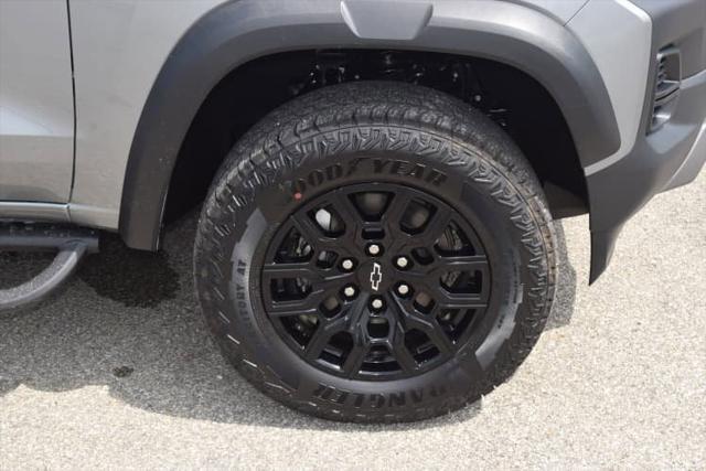 new 2025 Chevrolet Colorado car, priced at $45,490
