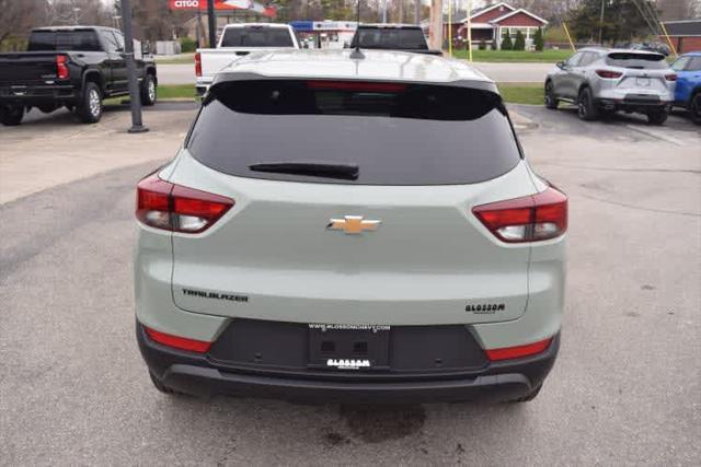 new 2025 Chevrolet TrailBlazer car, priced at $26,255