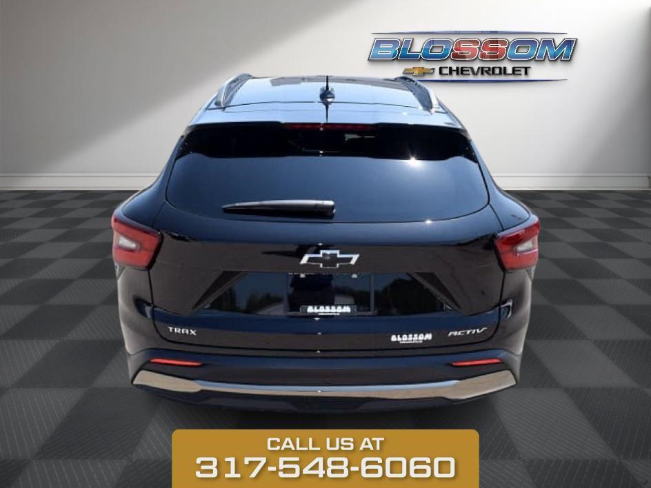 new 2025 Chevrolet Trax car, priced at $27,850