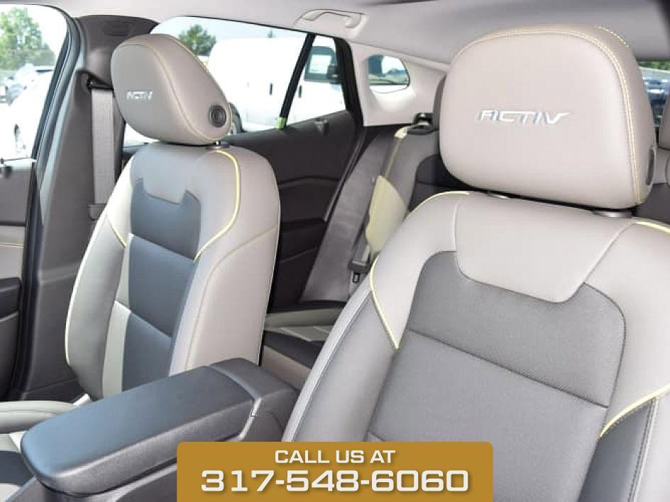 new 2025 Chevrolet Trax car, priced at $27,850