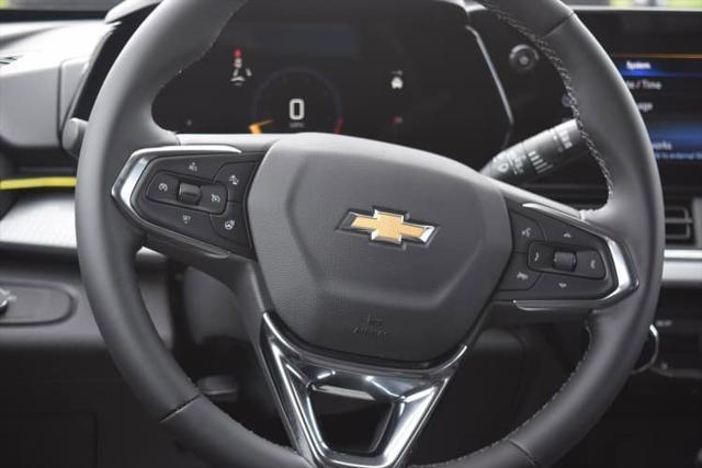 new 2025 Chevrolet Trax car, priced at $26,010