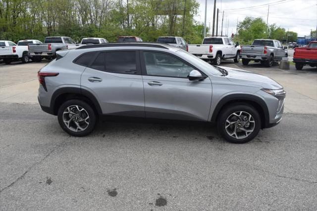 new 2025 Chevrolet Trax car, priced at $26,010
