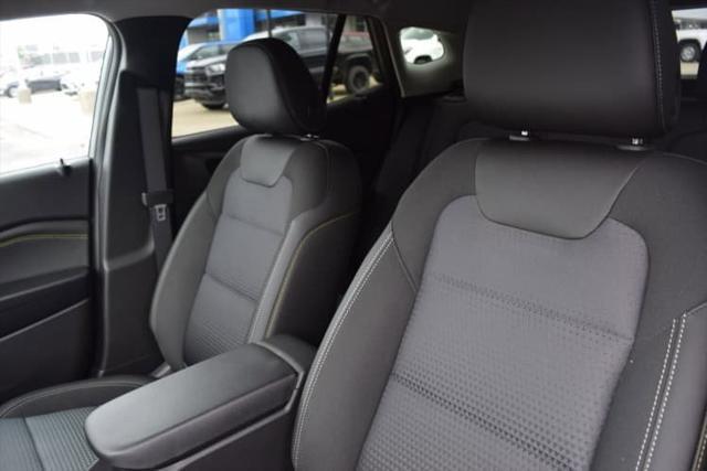 new 2025 Chevrolet Trax car, priced at $26,010