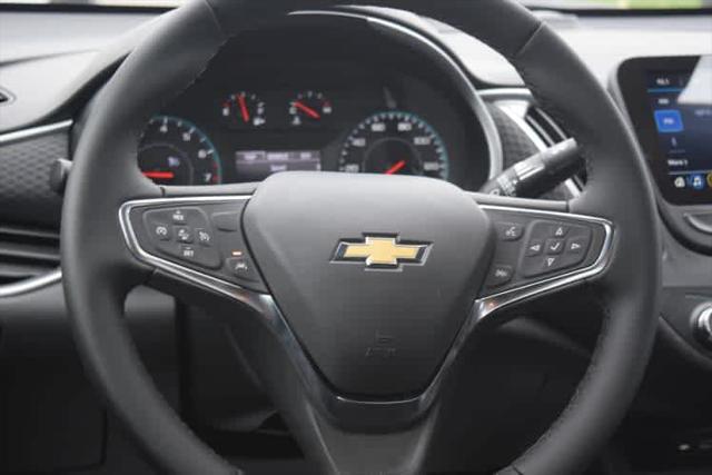 new 2025 Chevrolet Malibu car, priced at $28,740