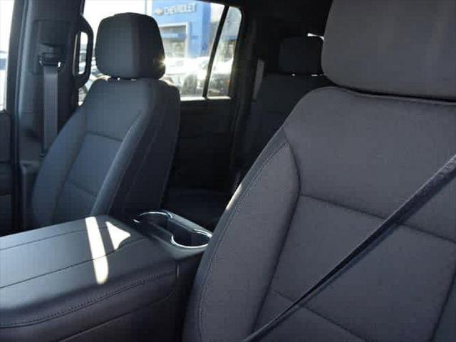 new 2025 Chevrolet Suburban car, priced at $69,115
