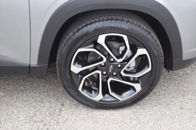 new 2025 Chevrolet Trax car, priced at $27,850