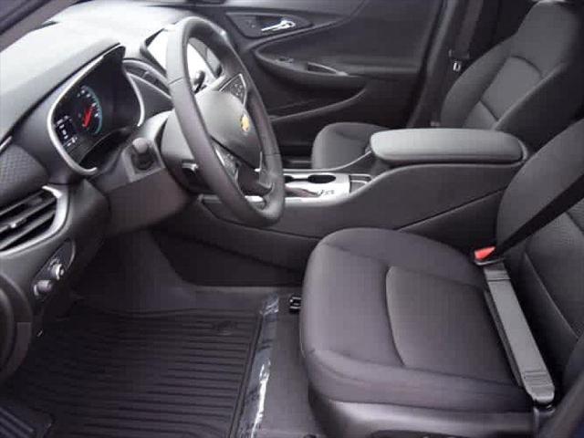 new 2025 Chevrolet Malibu car, priced at $28,420