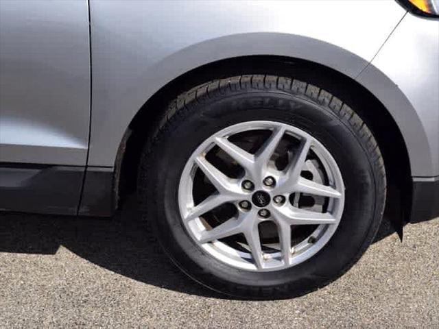 used 2024 Ford Edge car, priced at $26,899