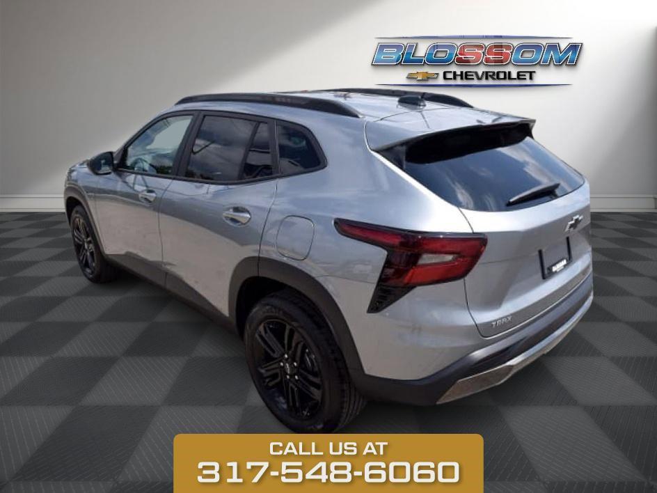 new 2025 Chevrolet Trax car, priced at $27,850