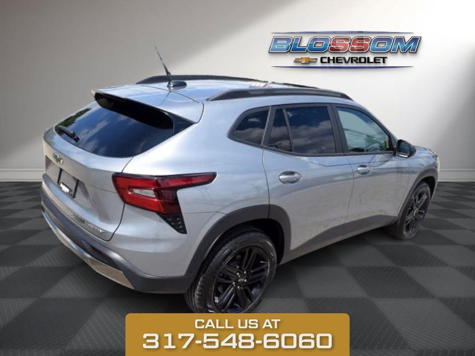 new 2025 Chevrolet Trax car, priced at $27,850