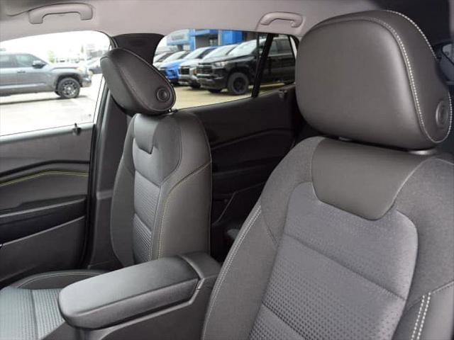 new 2025 Chevrolet Trax car, priced at $26,010